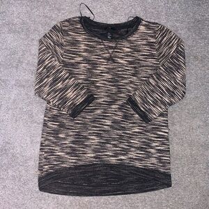H&M top with 3/4 sleeve. Like a sweater type material marbled.